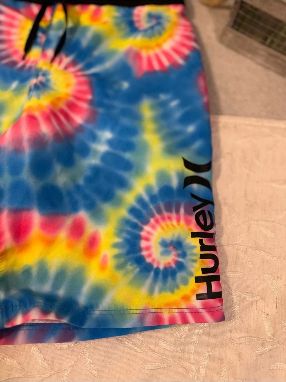Hurley Boys Tie Dye Boardshorts Size 14 /27 Multicolor Swim Trunks Surf Short
